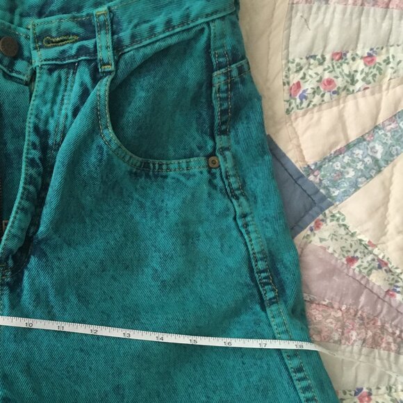 Vintage Hollywood Era green acid wash high waisted tapered jeans (size XS-S) - Picture 12 of 14